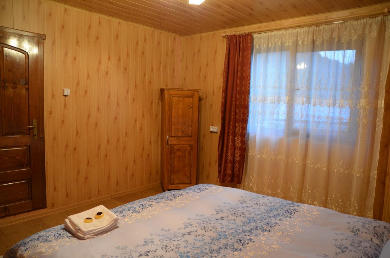 Casa cu povesti Rosia Montana Hotel Luaran gambar